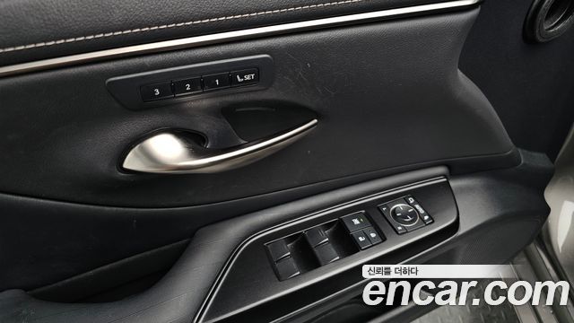 Lexus ES300h (VII) Luxury 2019 — фото 18