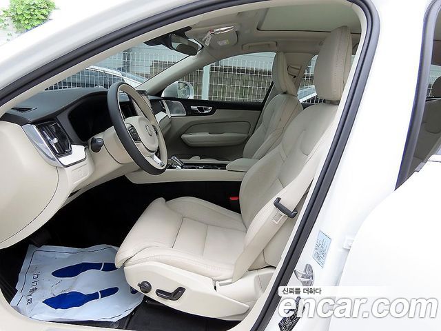 Volvo XC60 (II) B5 Ultra Bright Air Sus 2026 — фото 5
