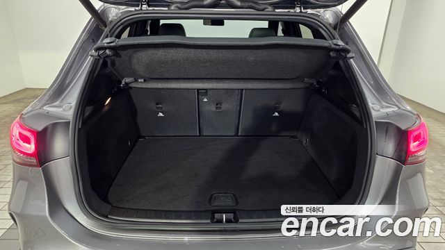 Mercedes-Benz GLA-Class (H247) GLA250 4MATIC 2023 — фото 15