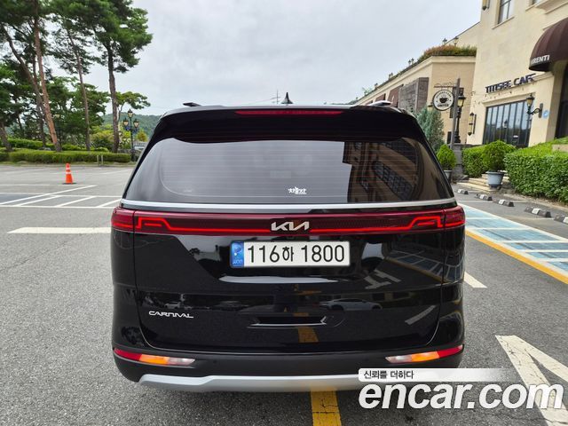 Kia Carnival (IV) Gasoline 9-Seater Prestige 2023 — фото 5