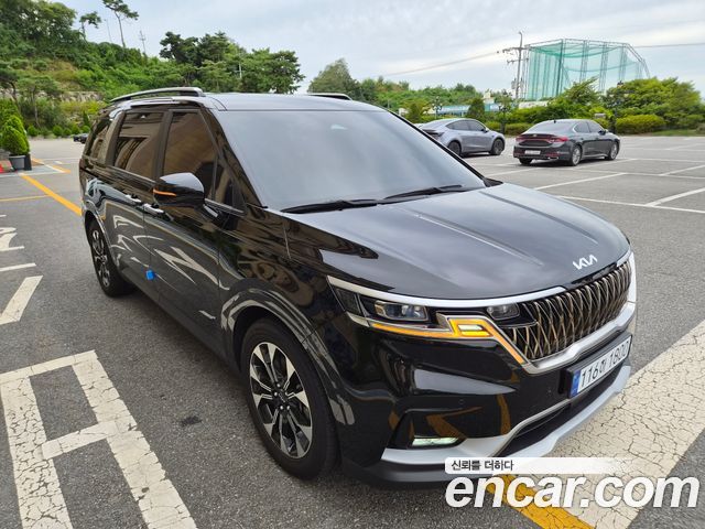 Kia Carnival (IV) Gasoline 9-Seater Prestige 2023 — фото 8