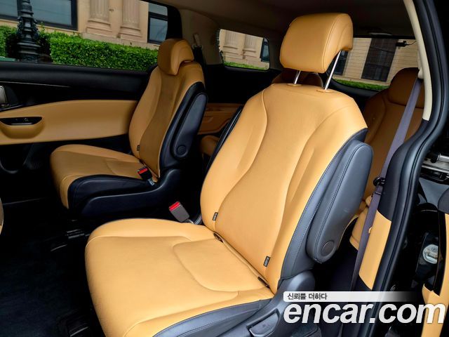 Kia Carnival (IV) Gasoline 9-Seater Prestige 2023 — фото 10