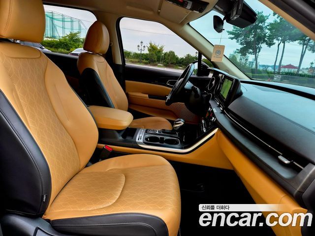 Kia Carnival (IV) Gasoline 9-Seater Prestige 2023 — фото 17