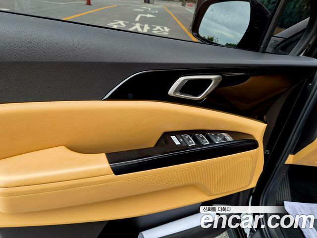 Kia Carnival (IV) Gasoline 9-Seater Prestige 2023 — фото 18