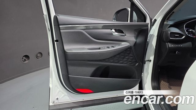 Hyundai Santa Fe Diesel 2.2 2WD Exclusive 2023 — фото 30