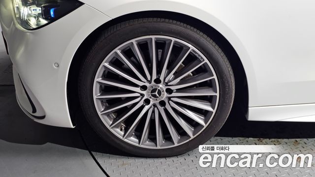 Mercedes-Benz C-Class (W206) C300 4MATIC AMG Line 2023 — фото 5