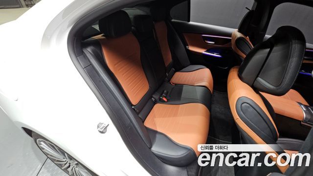 Mercedes-Benz C-Class (W206) C300 4MATIC AMG Line 2023 — фото 11