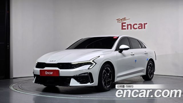 Kia K5 (III) 2.0 Noblesse 2024 — фото 1