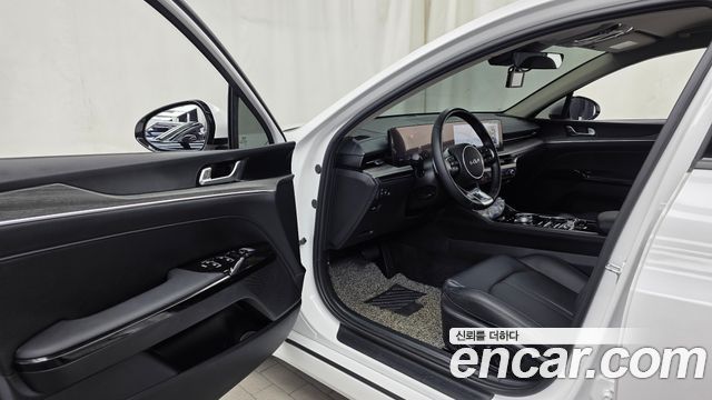 Kia K5 (III) 2.0 Noblesse 2024 — фото 10