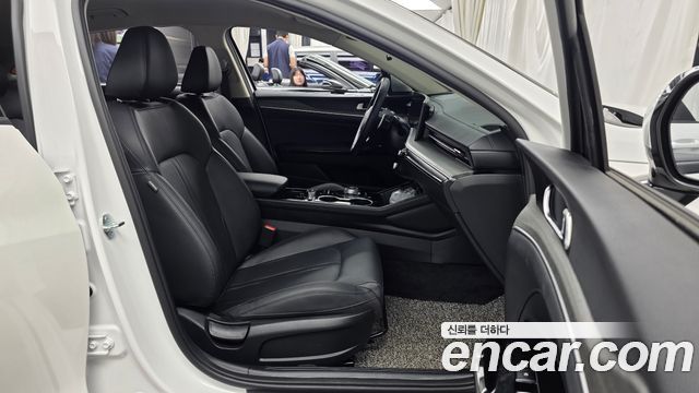 Kia K5 (III) 2.0 Noblesse 2024 — фото 11