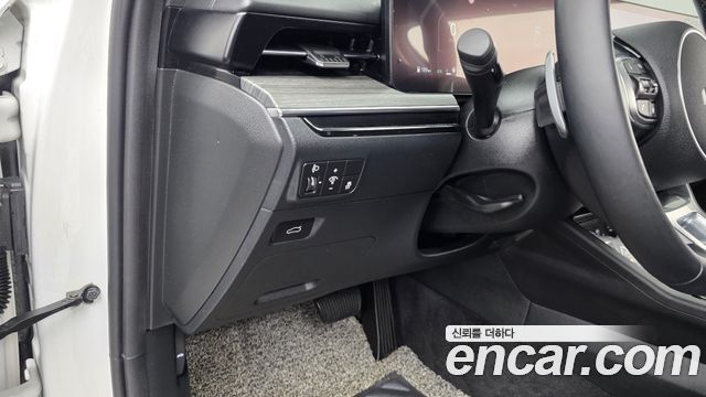 Kia K5 (III) 2.0 Noblesse 2024 — фото 17