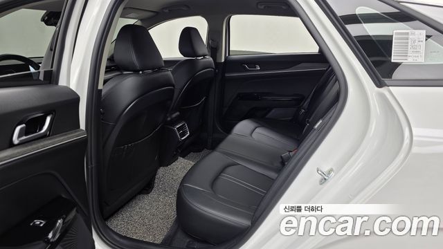 Kia K5 (III) 2.0 Noblesse 2024 — фото 26