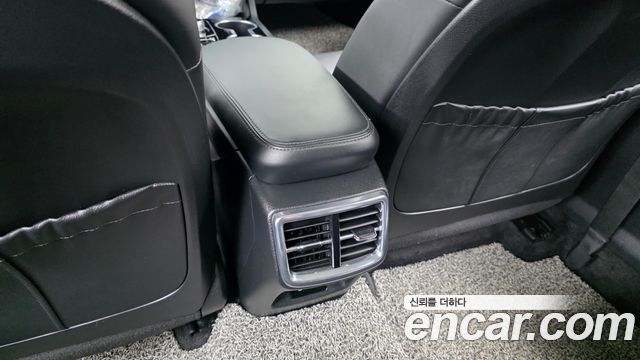 Kia K5 (III) 2.0 Noblesse 2024 — фото 30