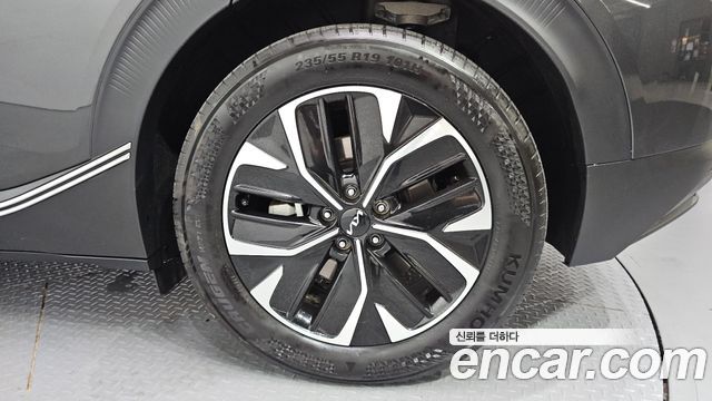 Kia EV6 Long Range Air 2022 — фото 27