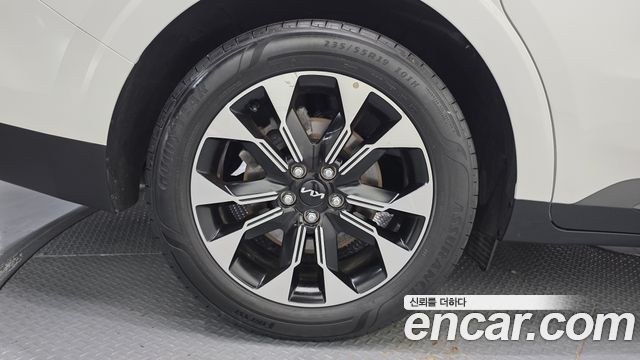 Kia Carnival (IV) Diesel 9-Seater Prestige 2022 — фото 5