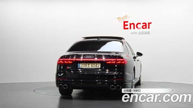 Audi S8 (D5) 4.0 TFSI Quattro LWB 2021 — фото 4