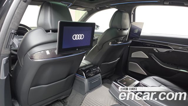 Audi S8 (D5) 4.0 TFSI Quattro LWB 2021 — фото 17