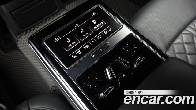 Audi S8 (D5) 4.0 TFSI Quattro LWB 2021 — фото 18