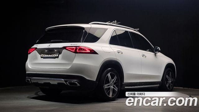 Mercedes-Benz GLE-Class (W167) GLE300d 4MATIC 2020 — фото 2