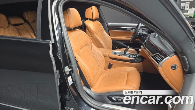 BMW 7 Series (G11) 730Ld xDrive M Sport 2020 — фото 11