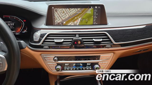 BMW 7 Series (G11) 730Ld xDrive M Sport 2020 — фото 20