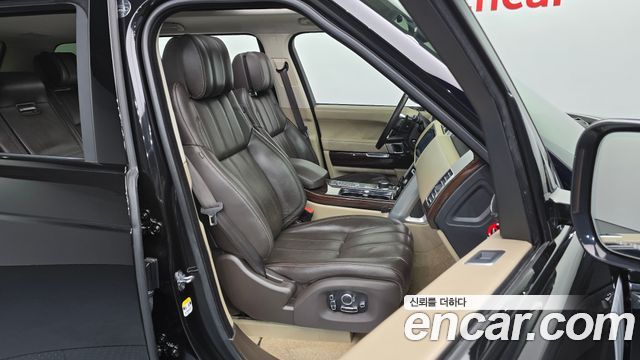 Land Rover Range Rover (IV) 5.0 SC Vogue SE LWB 2016 — фото 12