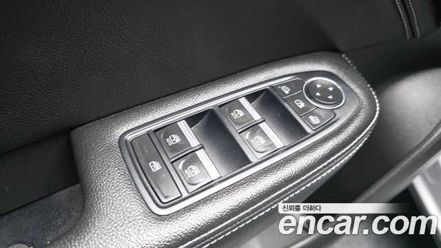 Renault Korea XM3 1.3 TCe RE Inspire 2023 — фото 28