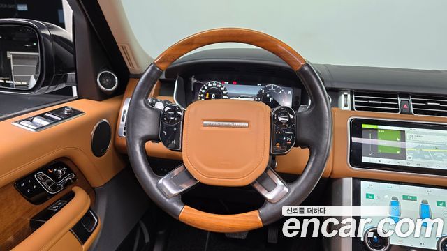 Land Rover Range Rover (IV) 4.4 SDV8 AB DIESEL 2020 — фото 13
