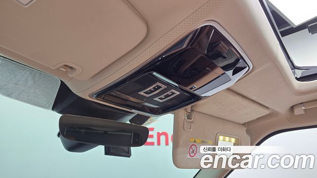 Land Rover Range Rover (IV) 4.4 SDV8 AB DIESEL 2020 — фото 19