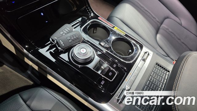 Kia Carnival (IV) Gasoline 9-seater Limousine(Special vehicle) 2022 — фото 9