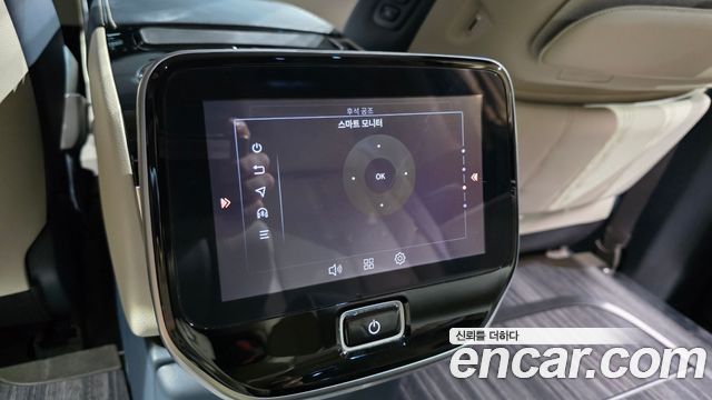 Kia Carnival (IV) Gasoline 9-seater Limousine(Special vehicle) 2022 — фото 22