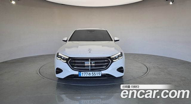Mercedes-Benz E-Class (W214) E450 4MATIC Exclusive 2026 — фото 1