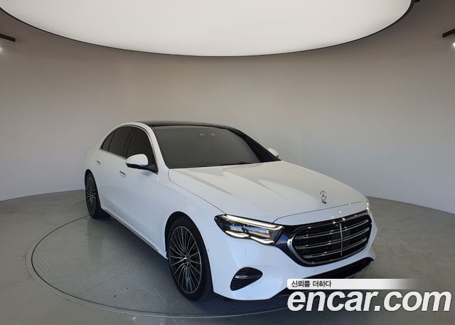 Mercedes-Benz E-Class (W214) E450 4MATIC Exclusive 2026 — фото 4