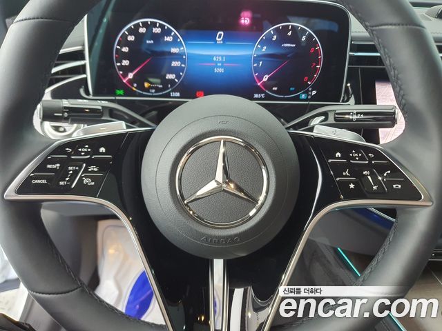 Mercedes-Benz E-Class (W214) E450 4MATIC Exclusive 2026 — фото 17