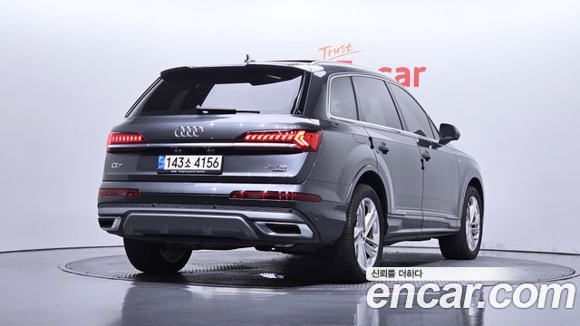 Audi Q7 (4M) 45 TDI Quattro Premium 2021 — фото 2
