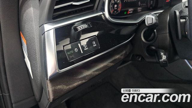 Audi Q7 (4M) 45 TDI Quattro Premium 2021 — фото 28