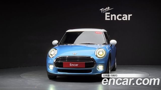 MINI Cooper 5Door Standard 3rd 2019 — фото 3