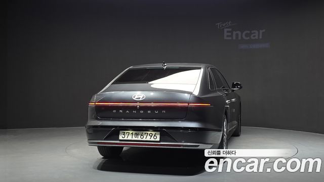 Hyundai Grandeur (GN7) 3.5 LPG 2WD Premium 2024 — фото 4