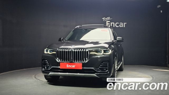 BMW X7 (G07) xDrive 40i Design Pure Excellence 6-Seater 2022 — фото 3