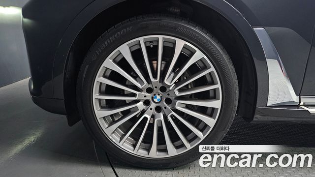 BMW X7 (G07) xDrive 40i Design Pure Excellence 6-Seater 2022 — фото 5