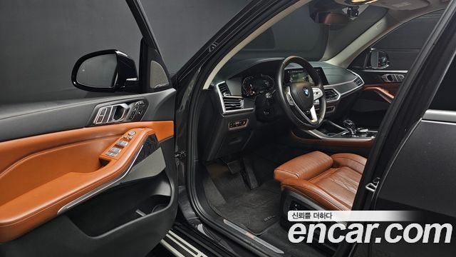 BMW X7 (G07) xDrive 40i Design Pure Excellence 6-Seater 2022 — фото 10
