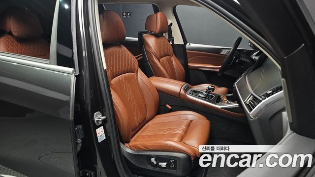 BMW X7 (G07) xDrive 40i Design Pure Excellence 6-Seater 2022 — фото 16