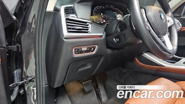 BMW X7 (G07) xDrive 40i Design Pure Excellence 6-Seater 2022 — фото 17