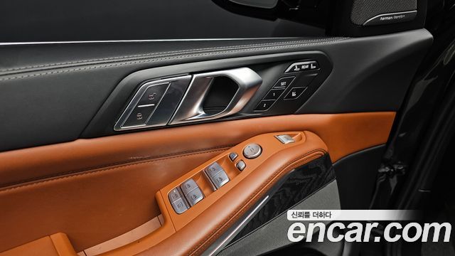 BMW X7 (G07) xDrive 40i Design Pure Excellence 6-Seater 2022 — фото 34