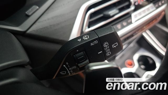 BMW X7 (G07) xDrive 40i Design Pure Excellence 6-Seater 2022 — фото 39