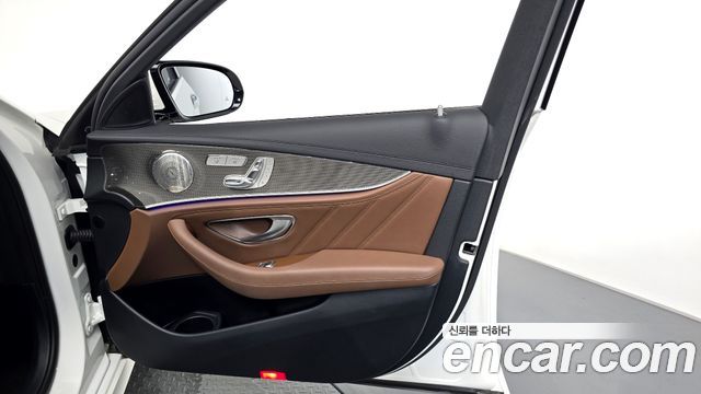 Mercedes-Benz E-Class (W213) E53 AMG 4MATIC+ 2021 — фото 30