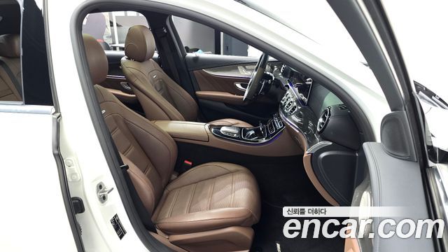 Mercedes-Benz E-Class (W213) E53 AMG 4MATIC+ 2021 — фото 32