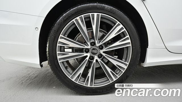 Audi A6 (C8) 40 TDI Quattro Premium 2023 — фото 5