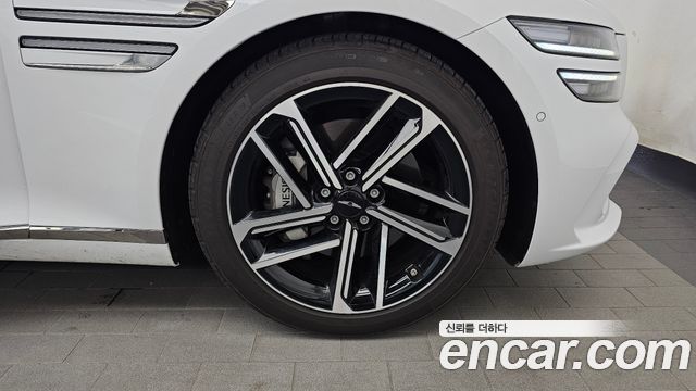 Genesis G80 (RG3) Gasoline 2.5 Turbo AWD 2025 — фото 21
