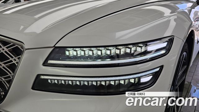 Genesis G80 (RG3) Gasoline 2.5 Turbo AWD 2025 — фото 22